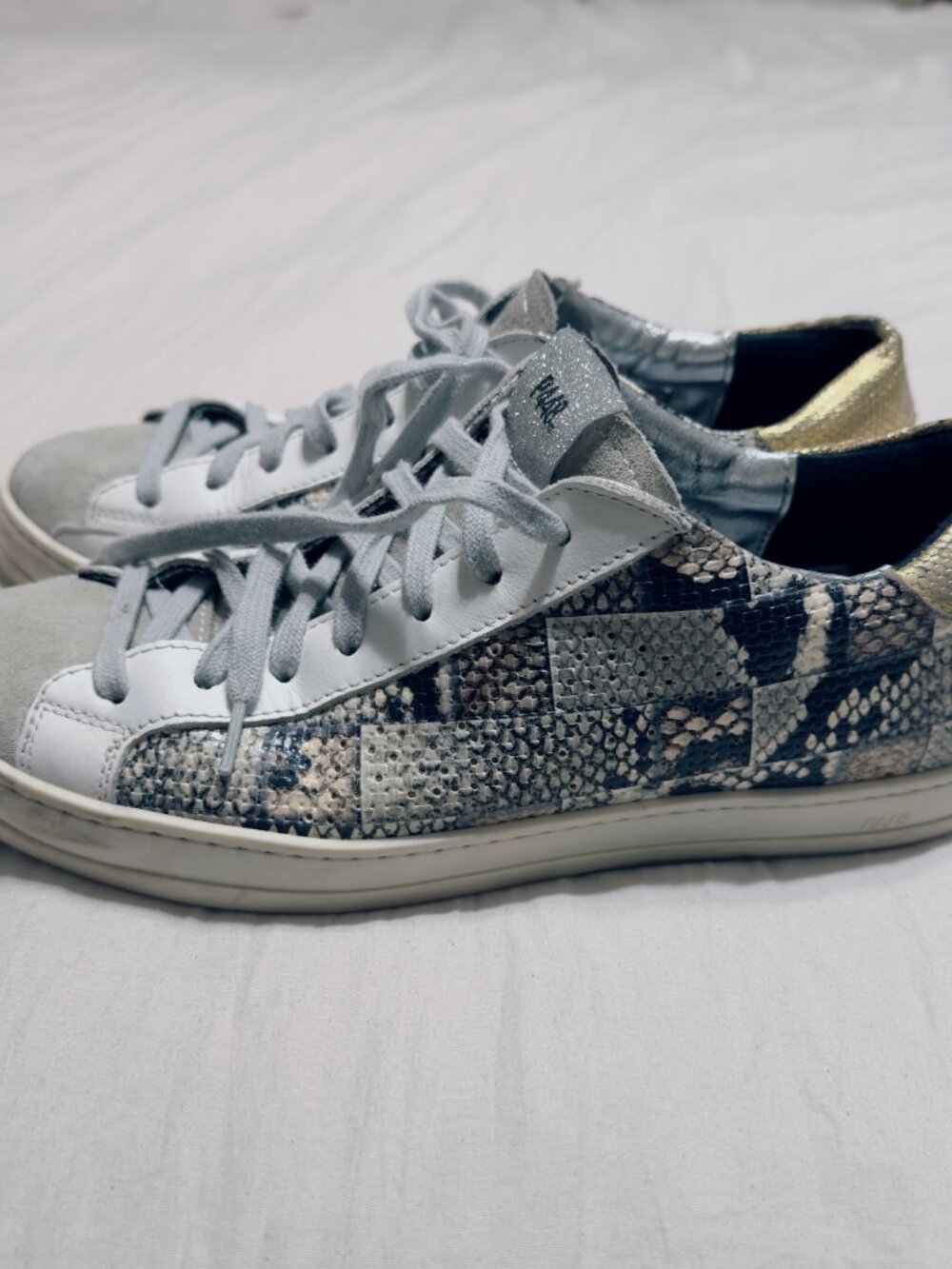 P448 John Sneakers Mixed-Material Snakeskin-Patterned upper with grey suede